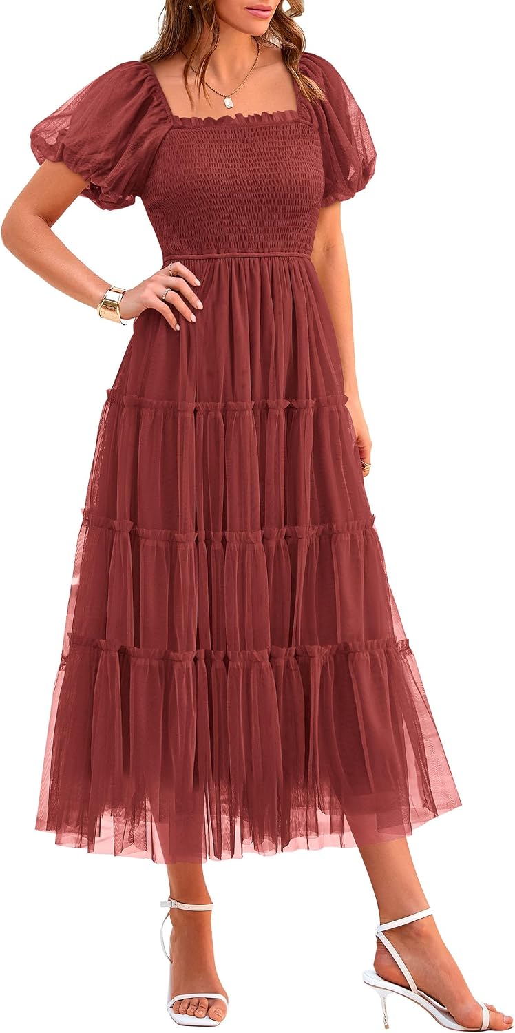 Close-up of puffy sleeve detail