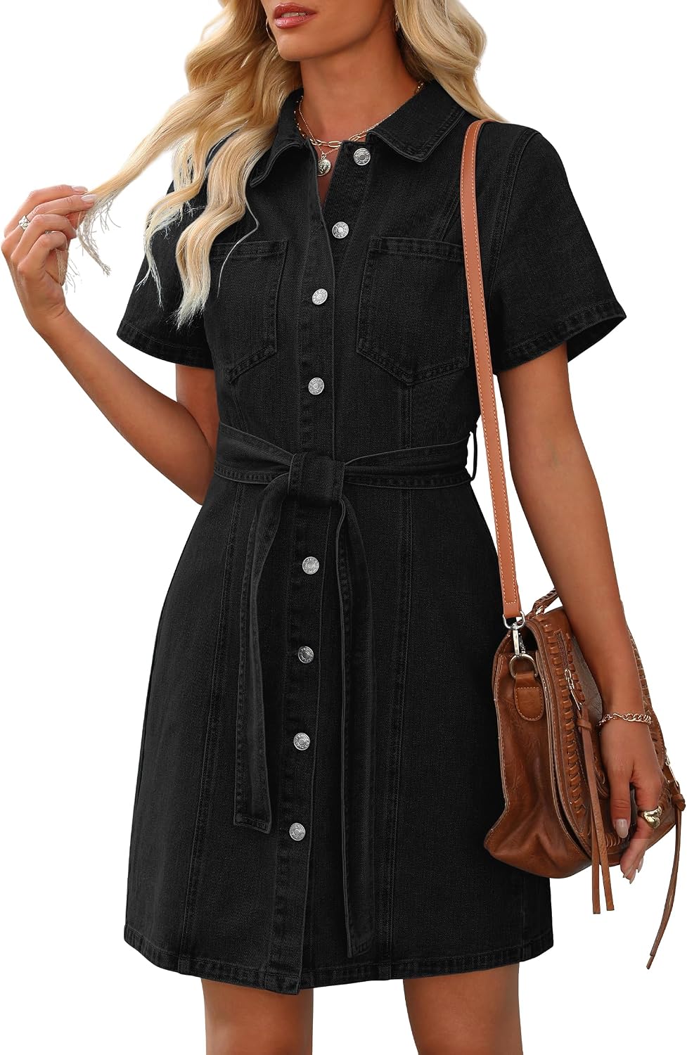 Close-up of belted waist detail